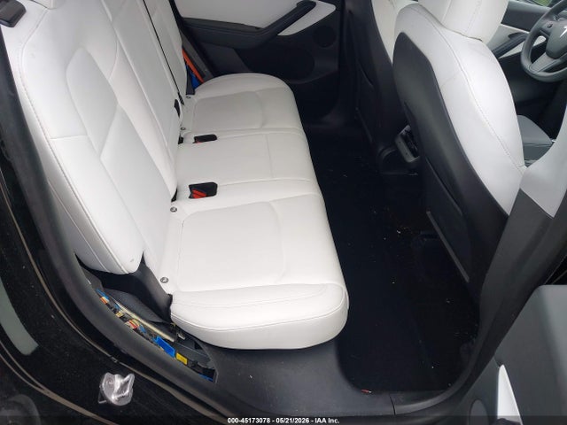 Auction sale of the 2022 Tesla Model Y Long Range Dual Motor All-wheel Drive, vin: 7SAYGDEE2NF318403, lot number: 45173078