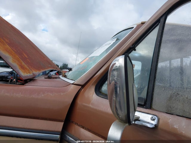 45173116 :رقم المزاد ، 2FTHF26H9FCB18544 vin ، 1985 Ford F250 مزاد بيع