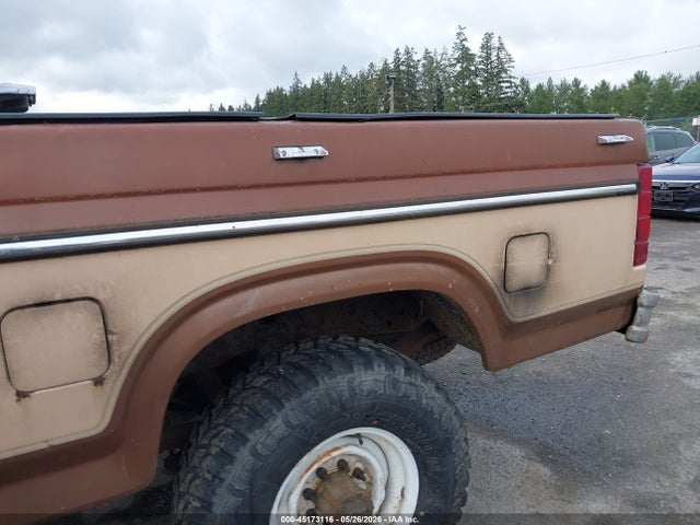 45173116 :رقم المزاد ، 2FTHF26H9FCB18544 vin ، 1985 Ford F250 مزاد بيع