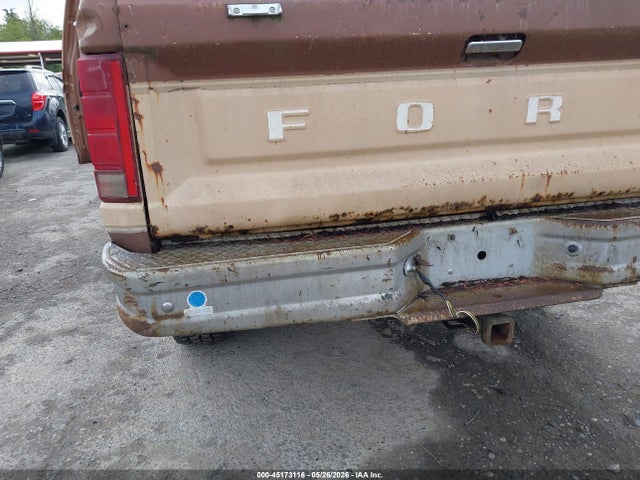 45173116 :رقم المزاد ، 2FTHF26H9FCB18544 vin ، 1985 Ford F250 مزاد بيع
