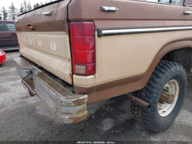 45173116 :رقم المزاد ، 2FTHF26H9FCB18544 vin ، 1985 Ford F250 مزاد بيع