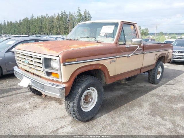 45173116 :رقم المزاد ، 2FTHF26H9FCB18544 vin ، 1985 Ford F250 مزاد بيع