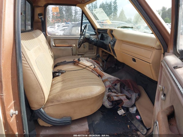 45173116 :رقم المزاد ، 2FTHF26H9FCB18544 vin ، 1985 Ford F250 مزاد بيع