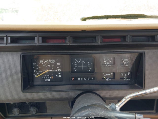 45173116 :رقم المزاد ، 2FTHF26H9FCB18544 vin ، 1985 Ford F250 مزاد بيع