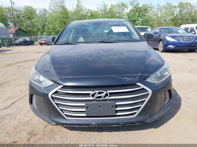 45173119 :رقم المزاد ، 5NPD84LF3HH143332 vin ، 2017 Hyundai Elantra Value Edition مزاد بيع
