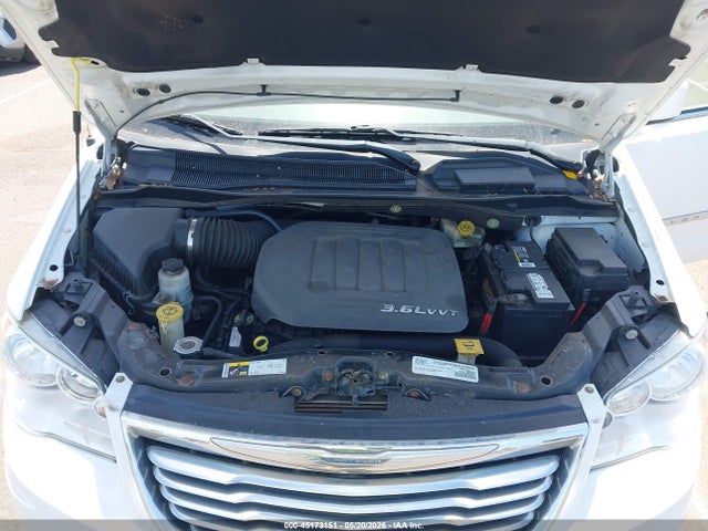 Продаж на аукціоні авто 2016 Chrysler Town & Country Touring, vin: 2C4RC1BGXGR157310, номер лоту: 45173151