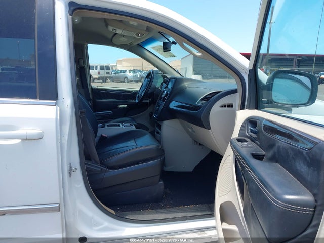Продаж на аукціоні авто 2016 Chrysler Town & Country Touring, vin: 2C4RC1BGXGR157310, номер лоту: 45173151