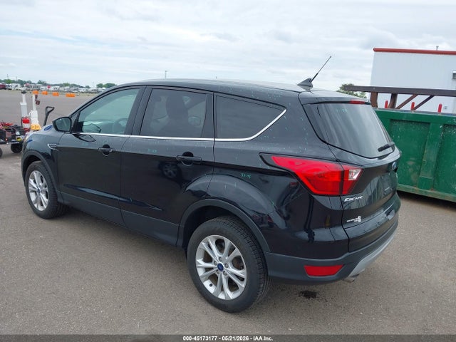 Ford ESCAPE SE 2019 1FMCU9GD0KUC54152 Image 3