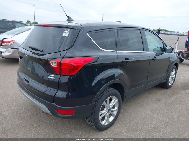 Ford ESCAPE SE 2019 1FMCU9GD0KUC54152 Image 4
