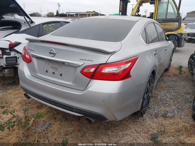 1N4BL3AP2GC231350 Nissan Altima 3.5 Sl