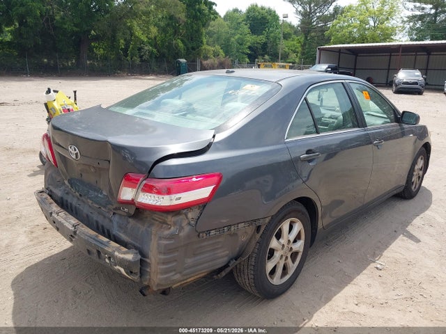 45173209 :رقم المزاد ، 4T1BF3EK0BU704998 vin ، 2011 Toyota Camry Le مزاد بيع