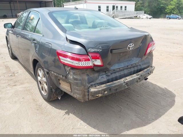 45173209 :رقم المزاد ، 4T1BF3EK0BU704998 vin ، 2011 Toyota Camry Le مزاد بيع