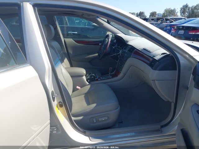 2004 Lexus Es 330 მანქანა იყიდება აუქციონზე, vin: JTHBA30G745044010, აუქციონის ნომერი: 45173213