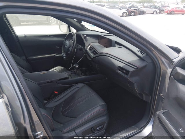 2019 Lexus Ux 200 F Sport მანქანა იყიდება აუქციონზე, vin: JTHY3JBH9K2004704, აუქციონის ნომერი: 45173218