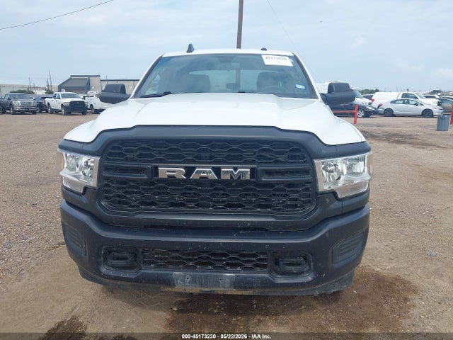3C6UR5HJ0NG392568 RAM 2500 Tradesman 4x4 8&#039; Box