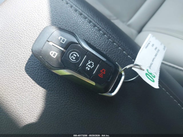 45173258 :رقم المزاد ، 3FA6P0K99GR266022 vin ، 2016 Ford Fusion Titanium مزاد بيع