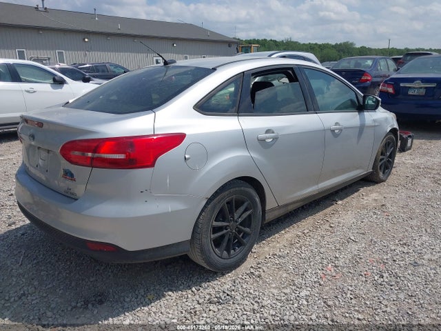 45173260 :رقم المزاد ، 1FADP3F27GL262278 vin ، 2016 Ford Focus Se مزاد بيع