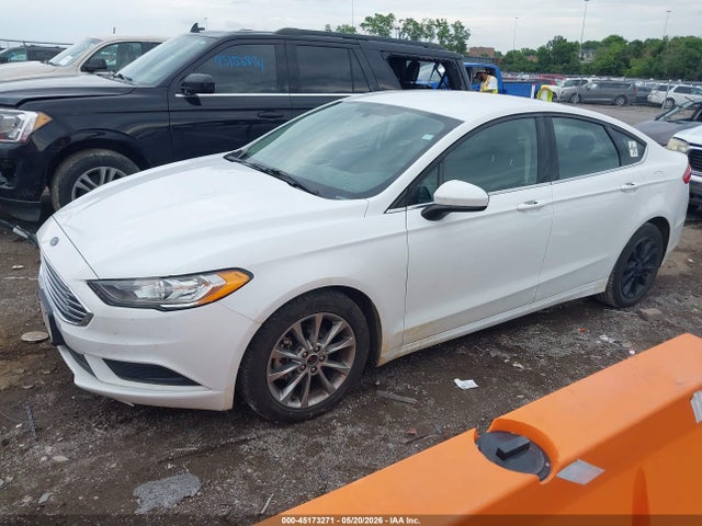 45173271 :رقم المزاد ، 3FA6P0H71HR408547 vin ، 2017 Ford Fusion Se مزاد بيع
