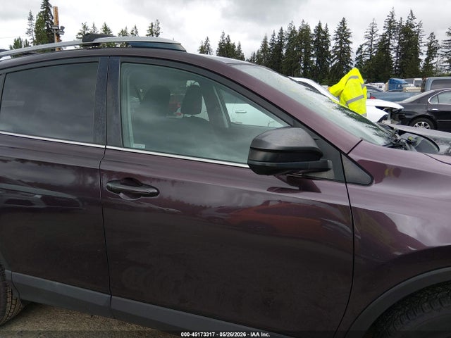2T3BFREVXHW545372 Toyota RAV4 LE