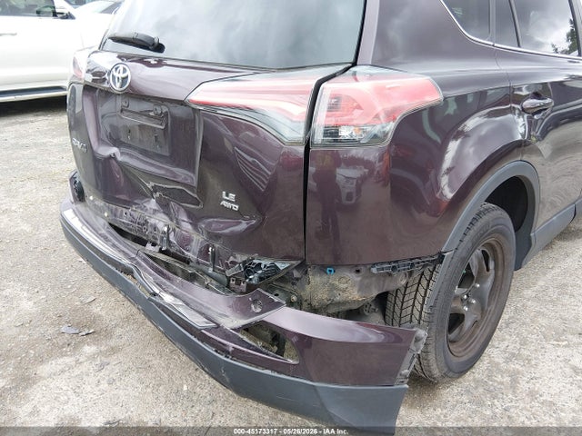 2T3BFREVXHW545372 Toyota RAV4 LE