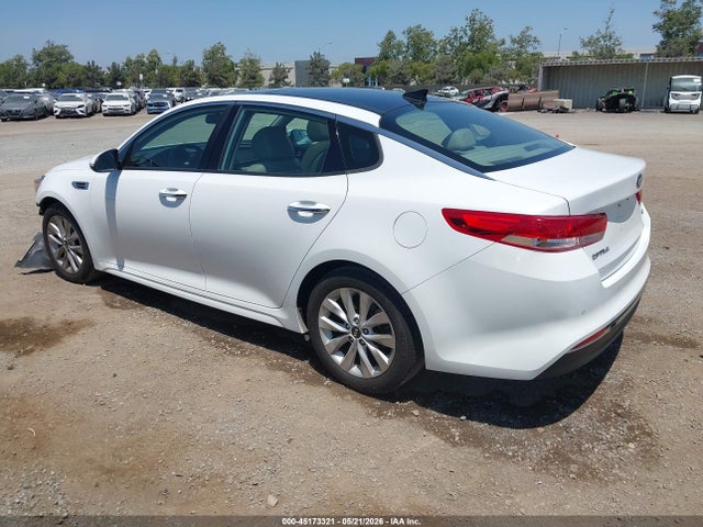 KIA OPTIMA EX 2016 5XXGU4L30GG046890 Image 3