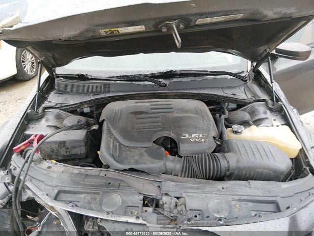 45173323 :رقم المزاد ، 2C3CCABGXGH294943 vin ، 2016 Chrysler 300 300s مزاد بيع