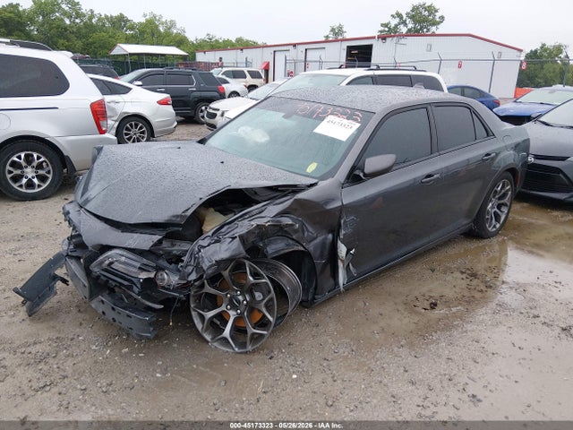 45173323 :رقم المزاد ، 2C3CCABGXGH294943 vin ، 2016 Chrysler 300 300s مزاد بيع