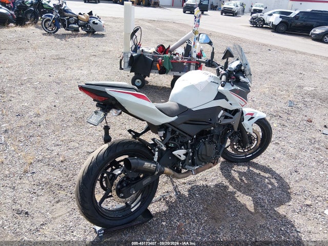 Kawasaki Er400 D 2023 JKAERKD15PDAN7966 Image 4