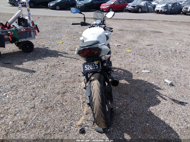 Kawasaki Er400 D 2023 JKAERKD15PDAN7966 Image 6