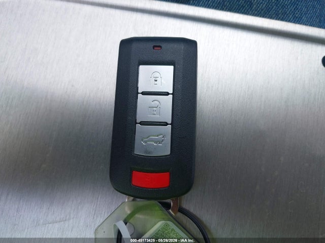 Продаж на аукціоні авто 2026 Mitsubishi Eclipse Cross Black Edition S-awc/se S-awc/sel S-awc, vin: JA4ATWAAXTZ006761, номер лоту: 45173425