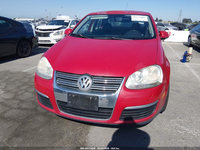 45173436 :رقم المزاد ، 3VWAZ7AJ2AM131002 vin ، 2010 Volkswagen Jetta Limited Edition مزاد بيع