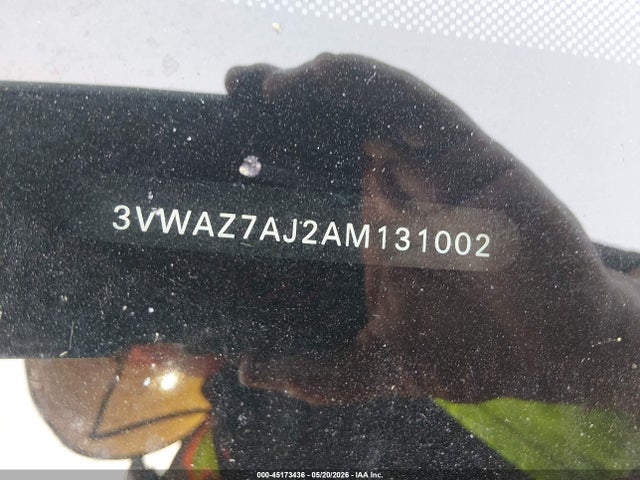 45173436 :رقم المزاد ، 3VWAZ7AJ2AM131002 vin ، 2010 Volkswagen Jetta Limited Edition مزاد بيع