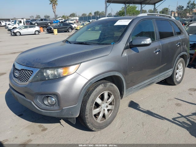2011 Kia Sorento Lx მანქანა იყიდება აუქციონზე, vin: 5XYKT4A18BG098657, აუქციონის ნომერი: 45173543