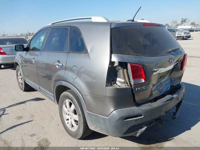 2011 Kia Sorento Lx მანქანა იყიდება აუქციონზე, vin: 5XYKT4A18BG098657, აუქციონის ნომერი: 45173543