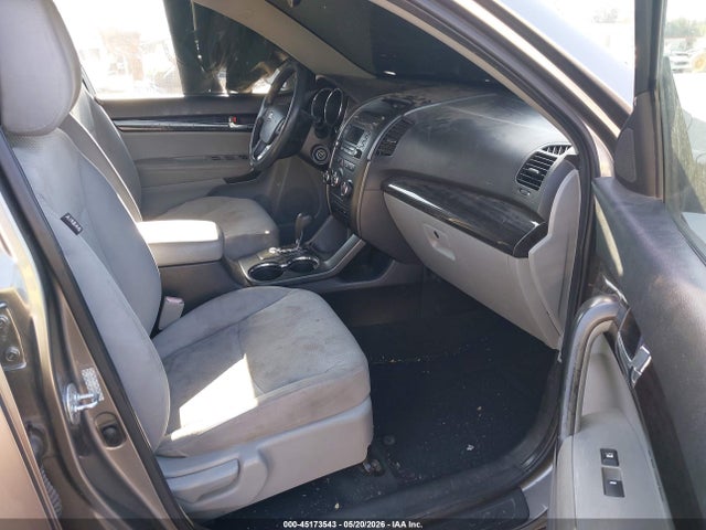 2011 Kia Sorento Lx მანქანა იყიდება აუქციონზე, vin: 5XYKT4A18BG098657, აუქციონის ნომერი: 45173543