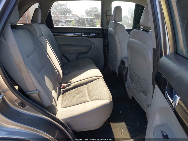 2011 Kia Sorento Lx მანქანა იყიდება აუქციონზე, vin: 5XYKT4A18BG098657, აუქციონის ნომერი: 45173543