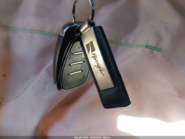 1G1ZD5ST0KF207898 Chevrolet MALIBU LT