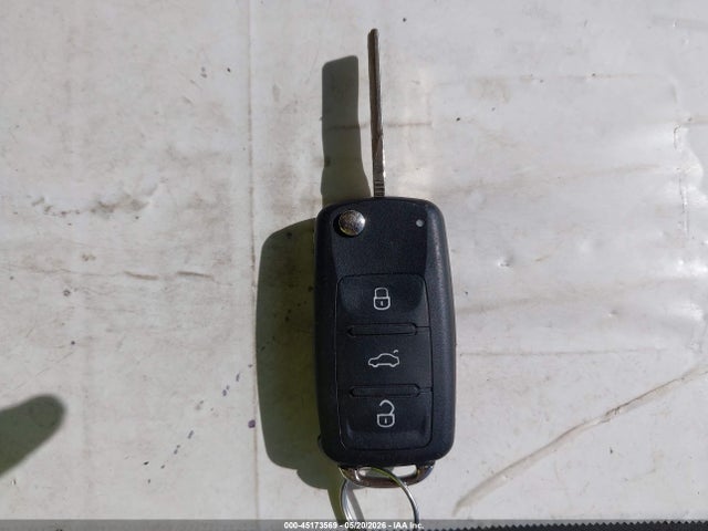 Продажа на аукционе авто 2012 Volkswagen Tiguan Se, vin: WVGBV7AX3CW596667, номер лота: 45173569