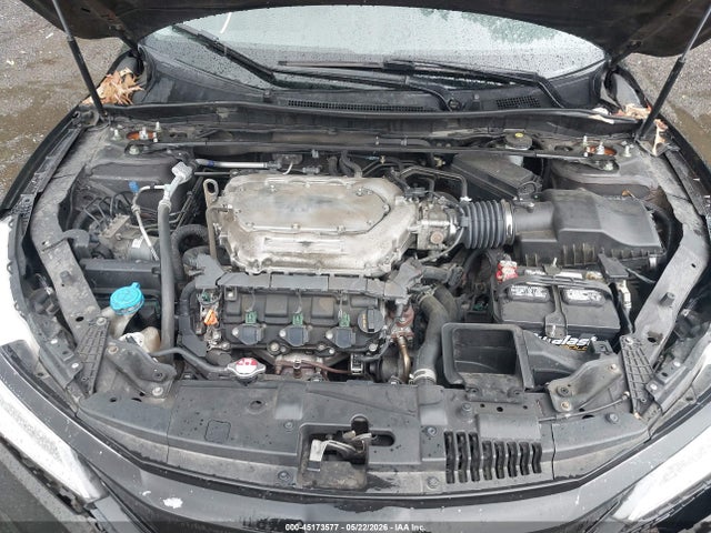 45173577 :رقم المزاد ، 1HGCR3F93HA014511 vin ، 2017 Honda Accord Touring V6 مزاد بيع