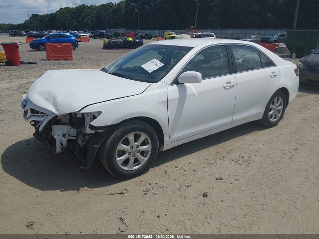 2011 Toyota Camry Le მანქანა იყიდება აუქციონზე, vin: 4T1BF3EK7BU628101, აუქციონის ნომერი: 45173643
