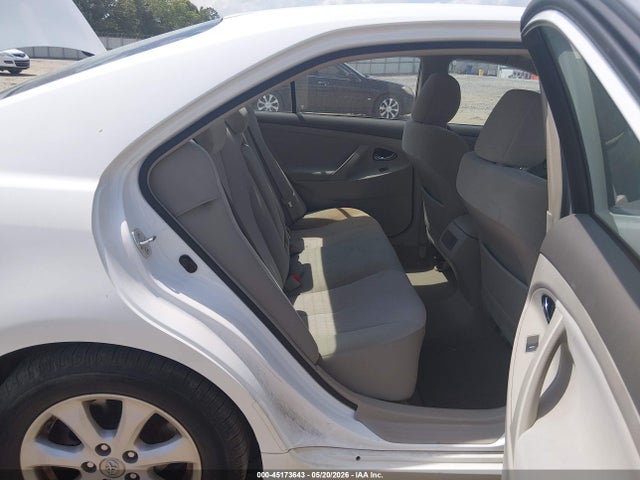 2011 Toyota Camry Le მანქანა იყიდება აუქციონზე, vin: 4T1BF3EK7BU628101, აუქციონის ნომერი: 45173643