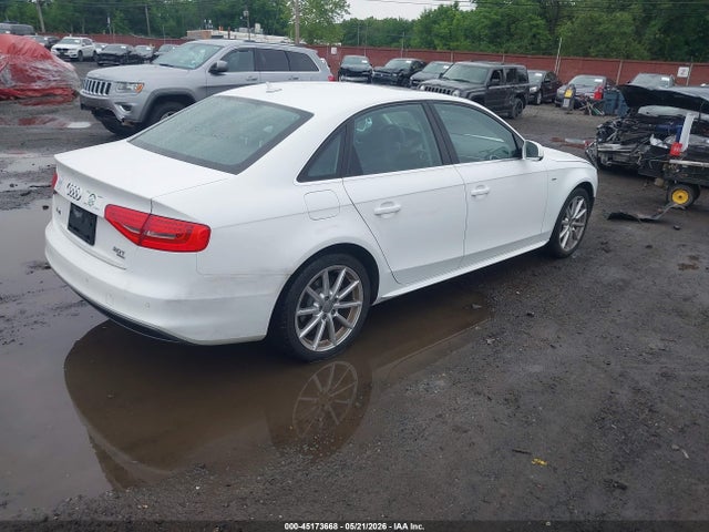 45173668 :رقم المزاد ، WAUFFAFL6FN006829 vin ، 2015 Audi A4 2.0t Premium مزاد بيع