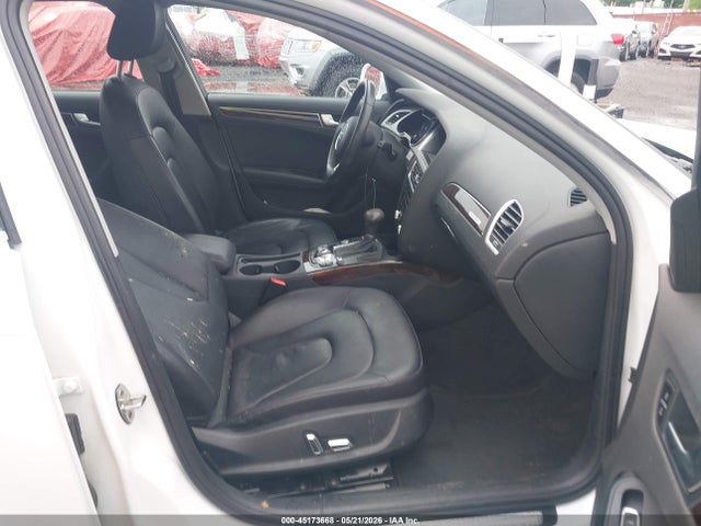 45173668 :رقم المزاد ، WAUFFAFL6FN006829 vin ، 2015 Audi A4 2.0t Premium مزاد بيع