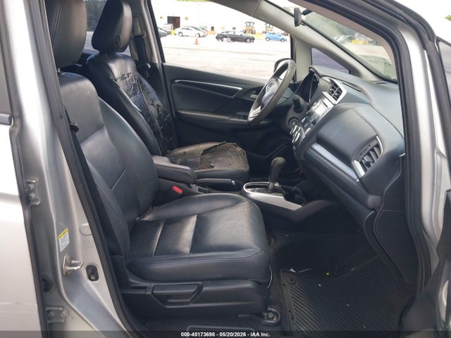 45173698 :رقم المزاد ، 3HGGK5H58FM740716 vin ، 2015 Honda Fit Lx مزاد بيع