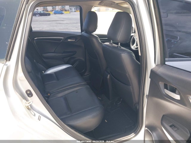 45173698 :رقم المزاد ، 3HGGK5H58FM740716 vin ، 2015 Honda Fit Lx مزاد بيع