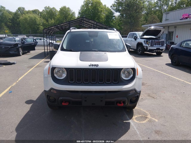 2015 Jeep Renegade Trailhawk მანქანა იყიდება აუქციონზე, vin: ZACCJBCT0FPB55054, აუქციონის ნომერი: 45173764
