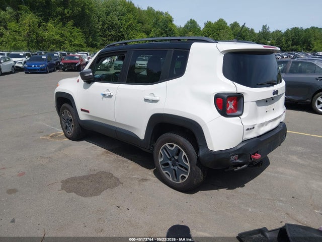 2015 Jeep Renegade Trailhawk მანქანა იყიდება აუქციონზე, vin: ZACCJBCT0FPB55054, აუქციონის ნომერი: 45173764