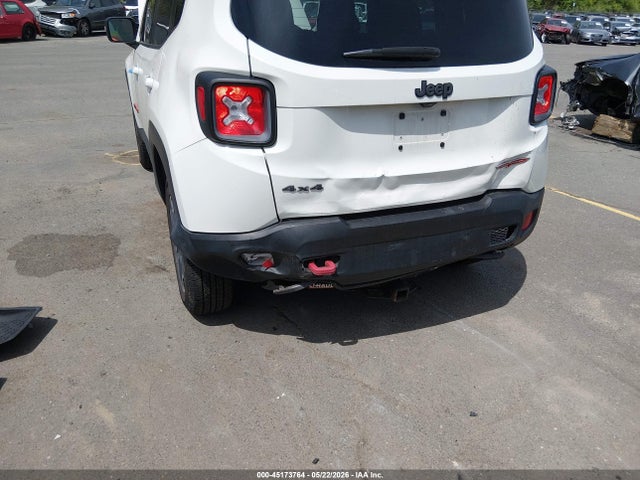2015 Jeep Renegade Trailhawk მანქანა იყიდება აუქციონზე, vin: ZACCJBCT0FPB55054, აუქციონის ნომერი: 45173764