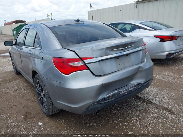 2013 Chrysler 200 Touring მანქანა იყიდება აუქციონზე, vin: 1C3CCBBG8DN720282, აუქციონის ნომერი: 45173780