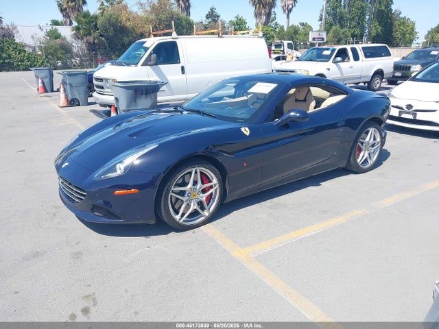 45173809 :رقم المزاد ، ZFF77XJA4H0227506 vin ، 2017 Ferrari California T مزاد بيع